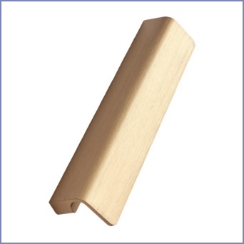 Fringe Pull Handle - Brushed Brass