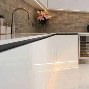 Gola Profile B End Caps detail