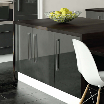 Zurfiz Ultragloss Metallic Anthracite Kitchen details